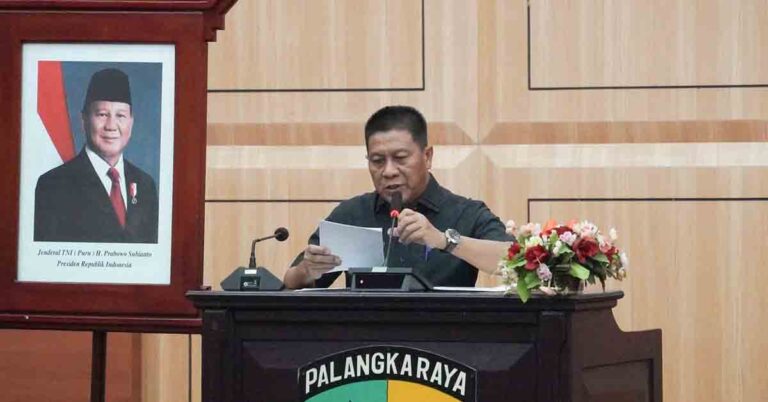 Rapur Penyampaian Pidato Pengantar Ketua DPRD Tentang Empat Raperda